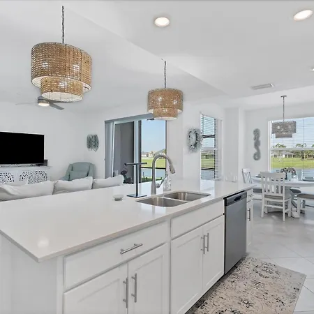 Heritage Landing Golf Club 27 Night Minimum 2 Bedroom Condo